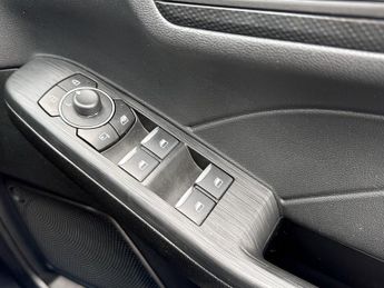 Ford Kuga 2.5 FHEV ST-Line Edition 5dr CVT