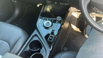 Kia Niro 150kW 4 65kWh 5dr Auto