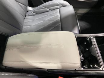 Ford Explorer 77kWh (286PS) EV Automatic PREMIUM Extended Range 5dr**DA Pack**