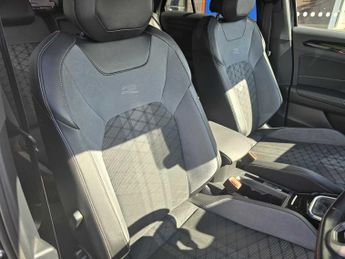 Volkswagen T-roc 1.5 TSI R-Line SUV 5dr Petrol DSG Euro 6 (s/s) (150 ps)
