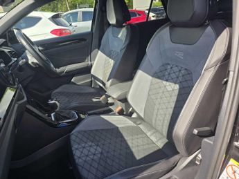 Volkswagen T-roc 1.5 TSI R-Line SUV 5dr Petrol DSG Euro 6 (s/s) (150 ps)