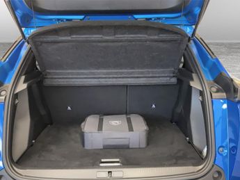 Peugeot 2008 100kW Allure Premium+ 50kWh 5dr Auto