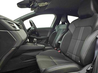 Renault Clio 1.6 E-TECH full hybrid 145 Engineered 5dr Auto