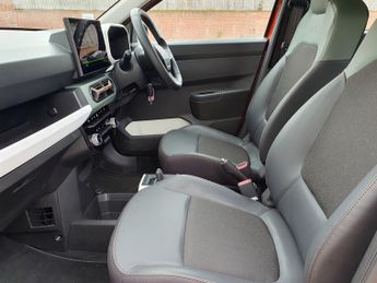 Dacia Spring 27kWh Extreme 65 48kW 5dr Auto
