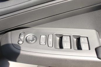 Honda HR-V 1.5 eHEV Elegance 5dr CVT