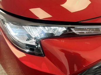 Toyota Corolla 2.0 VVT-i Hybrid Design 5dr CVT