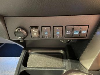 Toyota RAV4 2.5 VVT-i (197PS) Hybrid Automatic Design 5dr.