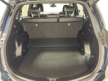 Toyota RAV4 2.5 VVT-i (197PS) Hybrid Automatic Design AWD 5dr.