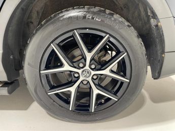 Toyota RAV4 2.5 VVT-i (197PS) Hybrid Automatic Design 5dr.