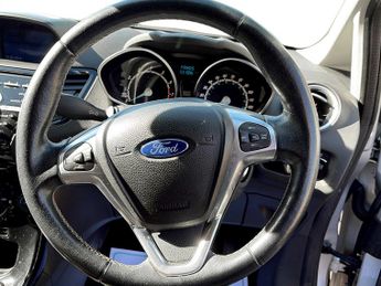 Ford Fiesta 1.6 Titanium 5dr Powershift