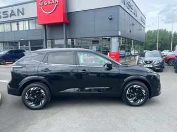 Nissan Qashqai 1.3 DiG-T MH 158 N-Connecta 5dr Xtronic