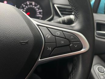 Renault Clio 1.0 TCe 100 Iconic 5dr Auto