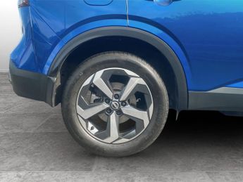 Nissan Qashqai 1.3 DiG-T MH 158 N-Connecta 5dr Xtronic