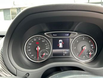 Mercedes-Benz B Class 