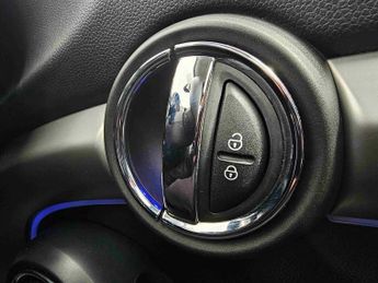 MINI HATCHBACK 1.5 Cooper Exclusive II 5dr Auto