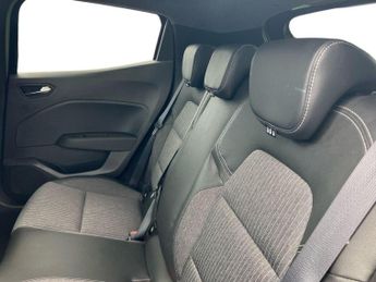 Renault Clio 1.6 E-TECH full hybrid 145 Techno 5dr Auto