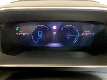 Peugeot 208 1.2 Hybrid 136 GT 5dr e-DSC6
