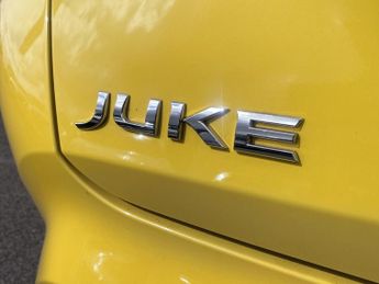 Nissan Juke 1.0 DiG-T N-Connecta 5dr DCT