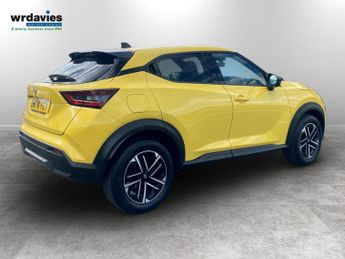 Nissan Juke 1.0 DiG-T N-Connecta 5dr DCT