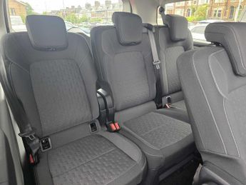 Ford Tourneo Custom 340 65kWh Titanium Minibus Double Cab 5dr Electric Auto L2 (218 