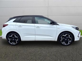 Vauxhall Grandland 