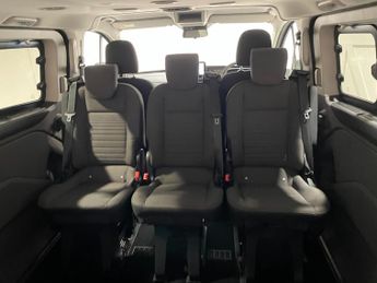 Ford Tourneo Custom 2.0 EcoBlue (130PS) Automatic L1 Titanium 5dr**8 seater**