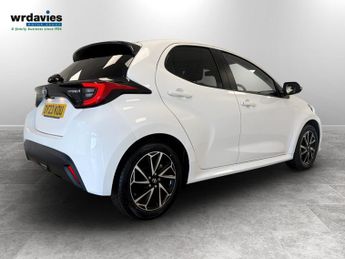 Toyota Yaris 1.5 Hybrid Design 5dr CVT