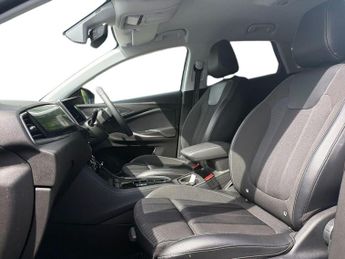 Vauxhall Grandland 