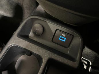Ford Grand Tourneo Connect 1.5 EcoBlue (120PS) 6 spd Titanium 5dr. 7 seater.