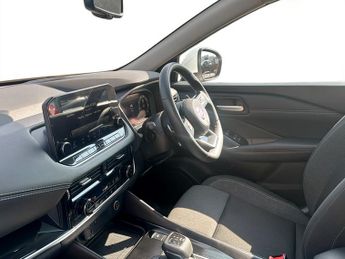 Nissan Qashqai 1.3 DiG-T MH 158 Premiere Edition 5dr Xtronic