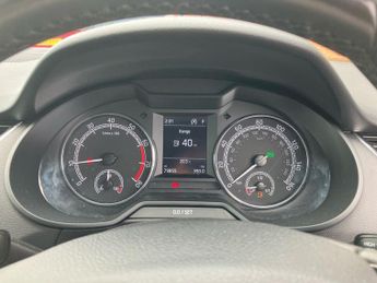 Skoda OCTAVIA 1.5 TSI SE 5dr DSG
