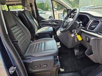 Ford Tourneo Custom 2.0 TDCi EcoBlue 170ps L/R 8 Seat Titanium X Auto