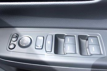 Honda CR-V 2.0 eHEV Elegance 5dr eCVT