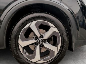Nissan Qashqai 1.3 DiG-T MH 158 N-Connecta 5dr Xtronic