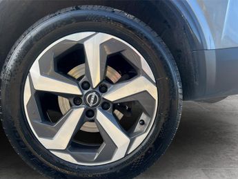 Nissan Qashqai 1.3 DiG-T MH 158 N-Connecta 5dr Xtronic