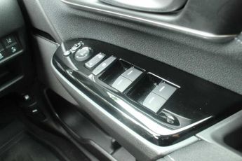 Honda CR-V 2.0 i-MMD Hybrid SE 2WD 5dr eCVT