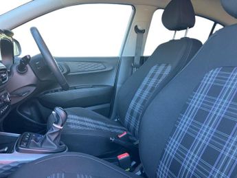 Hyundai i10 1.0 [63] Premium 5dr Auto [Nav]