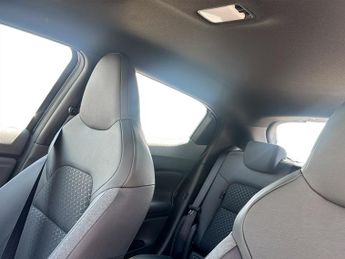 Nissan Juke 1.6 Hybrid N-Connecta 5dr Auto