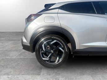 Nissan Juke 1.6 Hybrid N-Connecta 5dr Auto