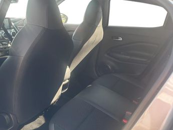 Nissan Juke 1.6 Hybrid N-Connecta 5dr Auto