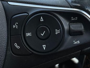 Vauxhall Crossland X 