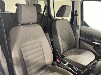 Ford Tourneo Connect 1.5 EcoBlue (120PS) Automatic Titanium 5dr.