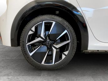 Peugeot 208 115kW GT 51kWh 5dr Auto