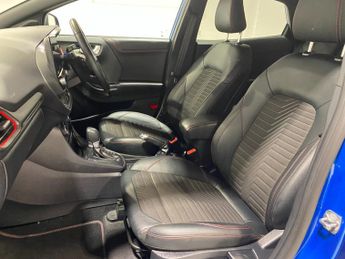 Ford Puma 1.0 Turbo EcoBoost (125PS) mHEV Automatic ST-Line X 5dr**Parking