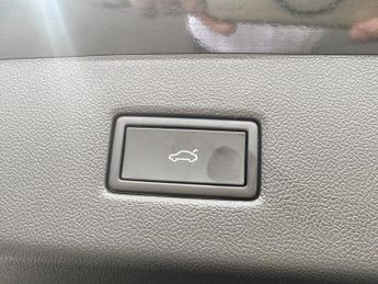 Ford Explorer 210kW Premium 77kWh 5dr Auto