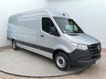 Mercedes B Class Progressive   L3H2 LWB 315cdi 150ps