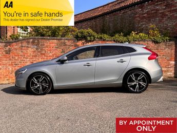 Volvo V40 D2 R-DESIGN PRO