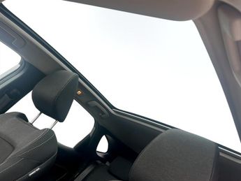 Nissan Qashqai 1.3 DiG-T MH 158 N-Connecta 5dr Xtronic