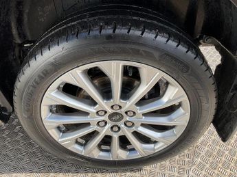 Ford Tourneo Custom Titanium L2 H1 2.0 EcoBlue 170ps 