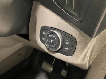 Ford Grand Tourneo Connect 1.5 EcoBlue (120PS) Automatic Titanium 5dr** 5 seater**